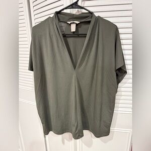 H&M Green V-Neck Relaxed Blouse